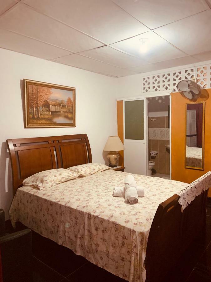 Posada Nativa Trinsan Centro San Andrés Екстериор снимка