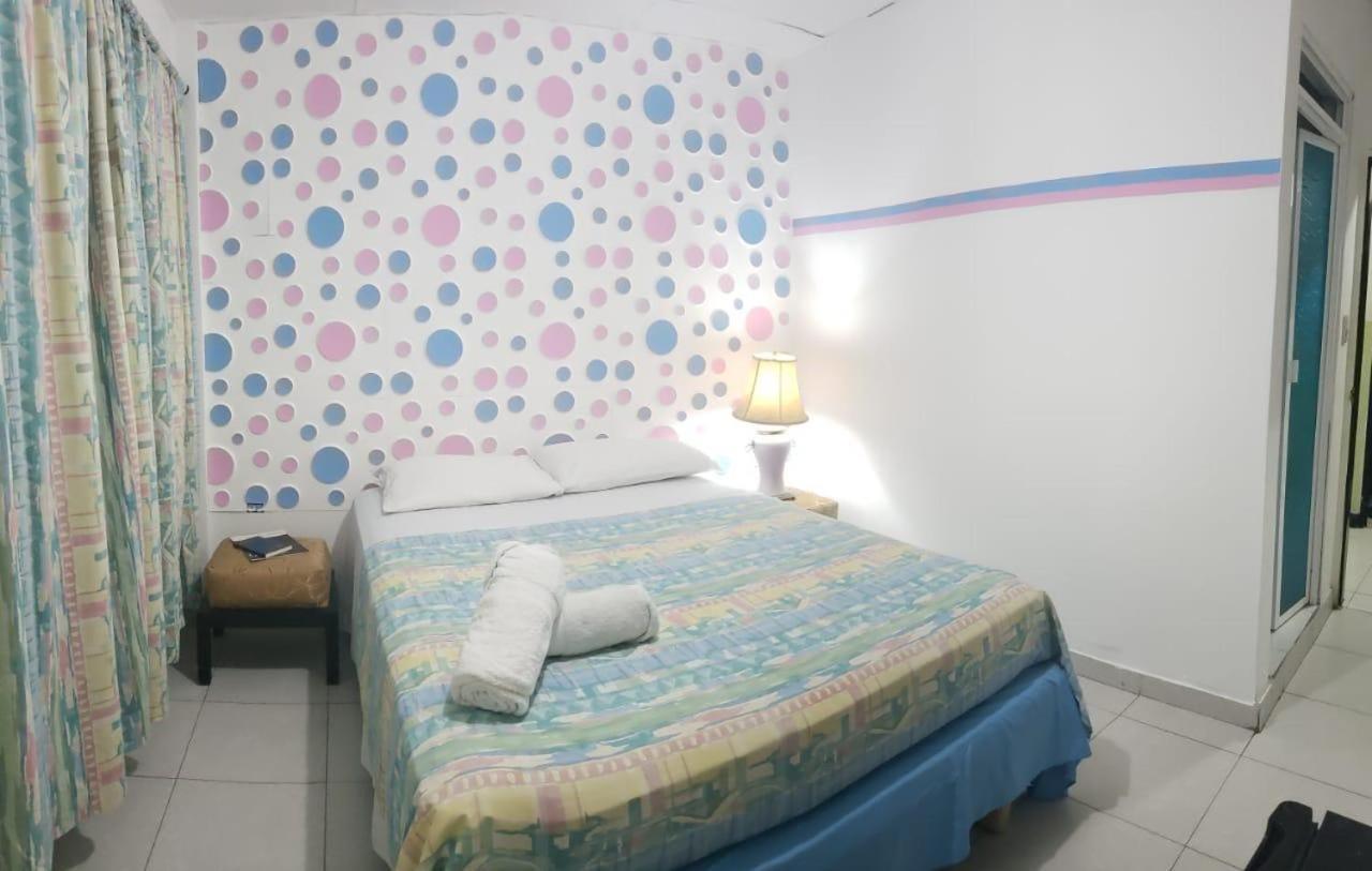 Posada Nativa Trinsan Centro San Andrés Екстериор снимка
